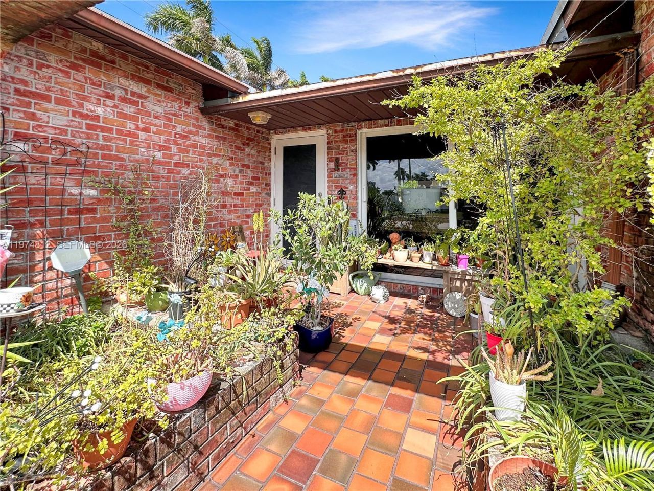 11501 NW 41st St , Sunrise, FL 33323 Photo