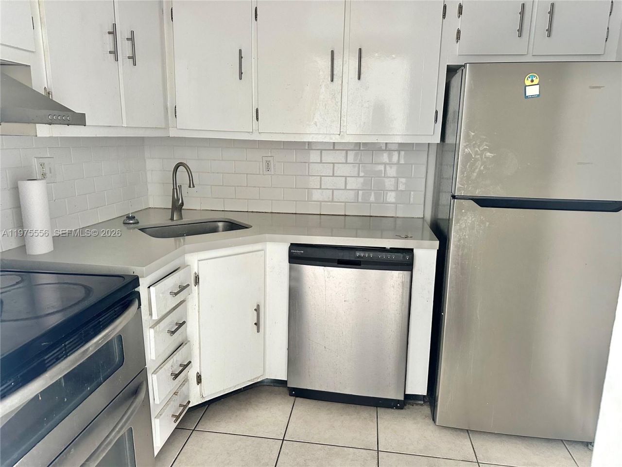 2345 NE 135th St , Unit 210, North Miami, FL 33181 Photo