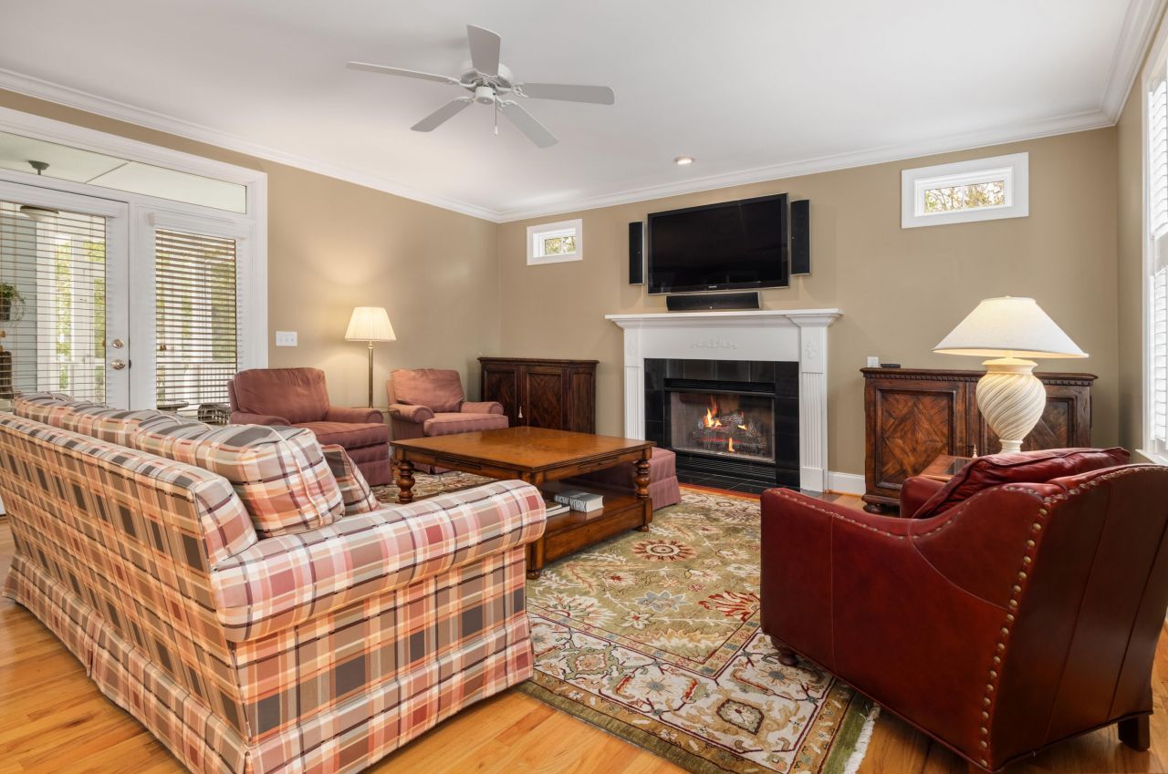 113 Lucia Street Photo 16