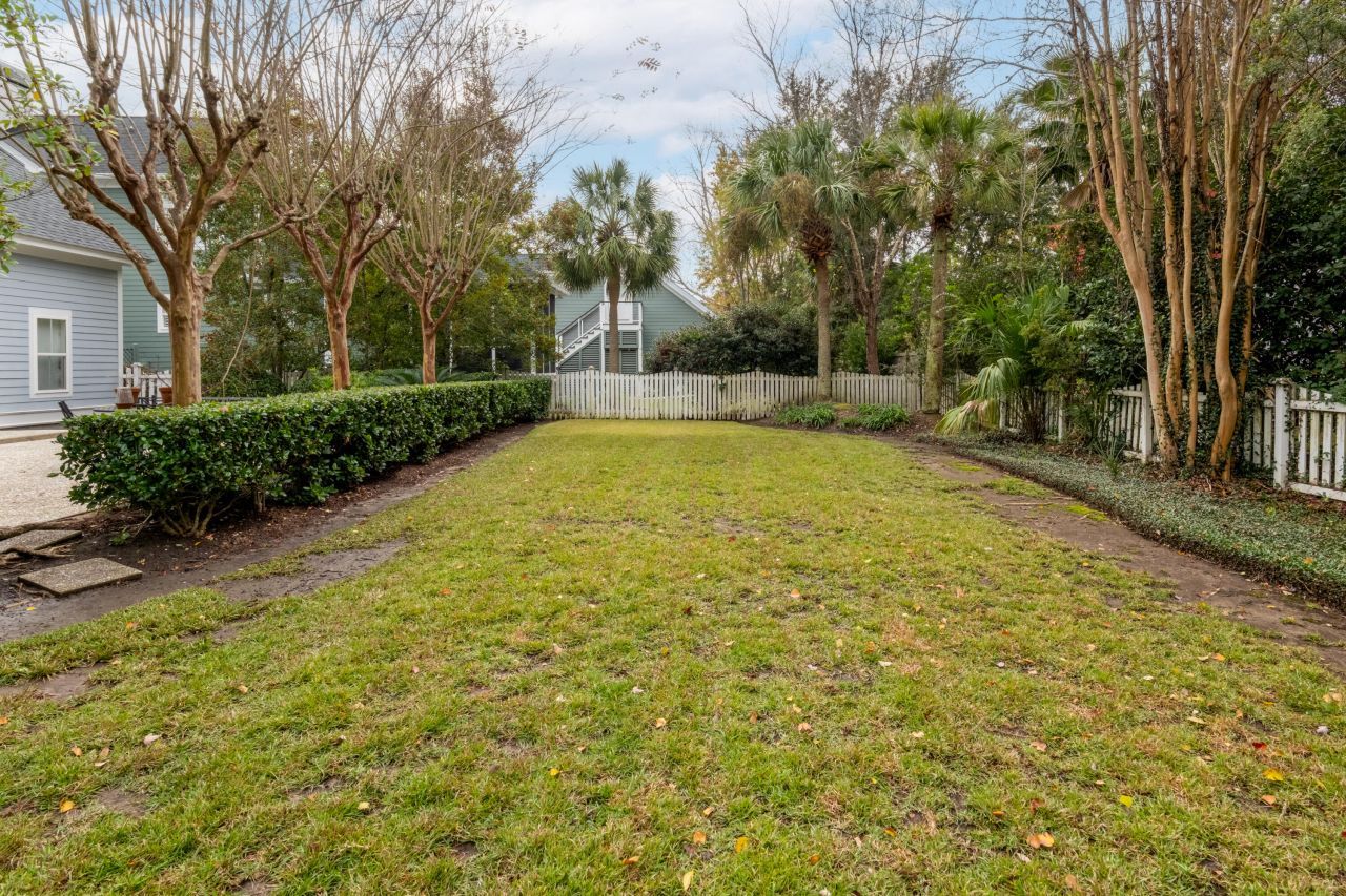 113 Lucia Street Photo 43