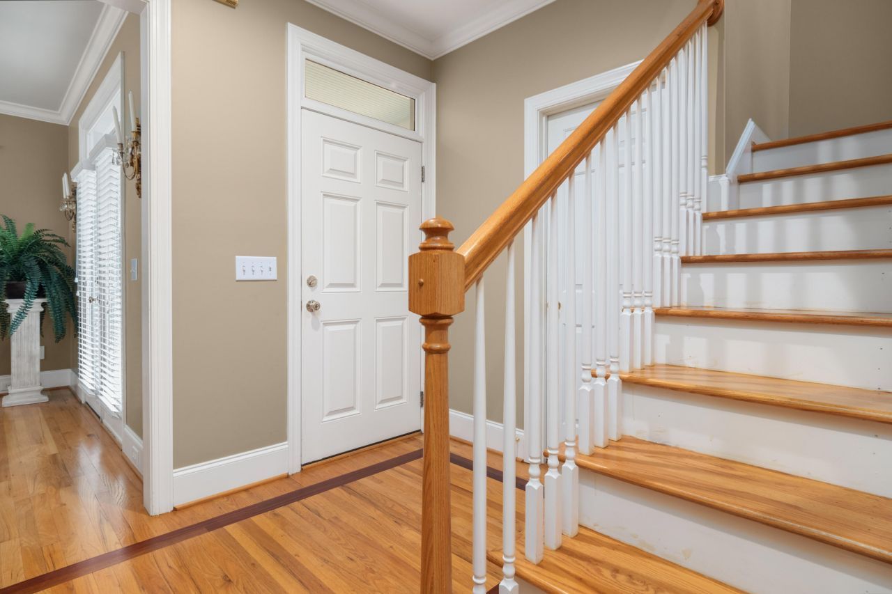 113 Lucia Street Photo 6