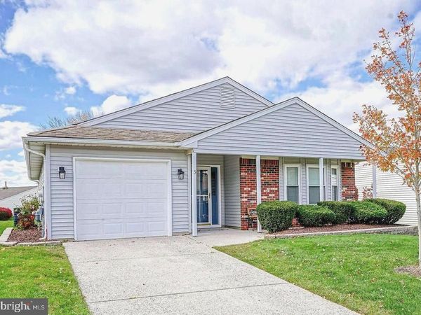 3 DEEP HOLLOW LANE N, COLUMBUS, NJ 08022