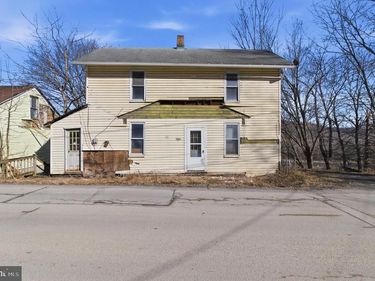 304 QUARRY AVENUE, DU BOIS, PA 15801