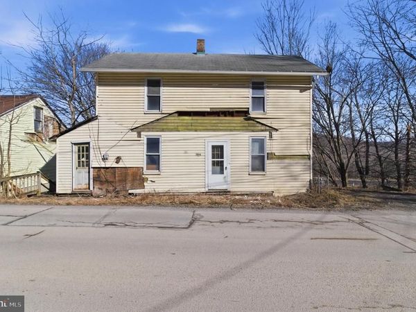 304 QUARRY AVENUE , DU BOIS, PA 15801