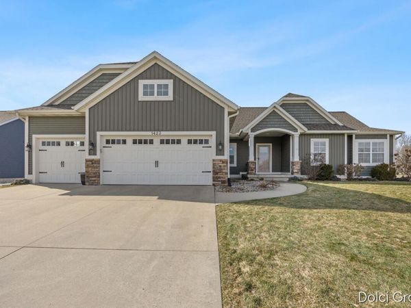 1423 Winchester Court, Grand Rapids, MI 49534