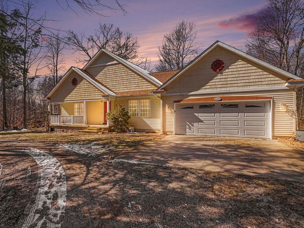 6425 Kottler Drive, Holland, MI 49423