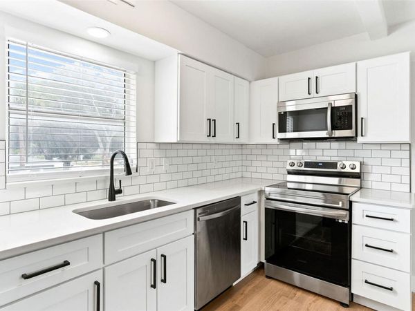 300 S NIMBUS AVENUE , Unit 9, CLEARWATER, FL 33765