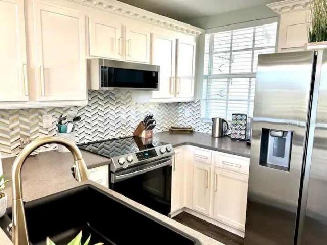 547 Bahia Beach Boulevard, Ruskin, FL 33570 Photo