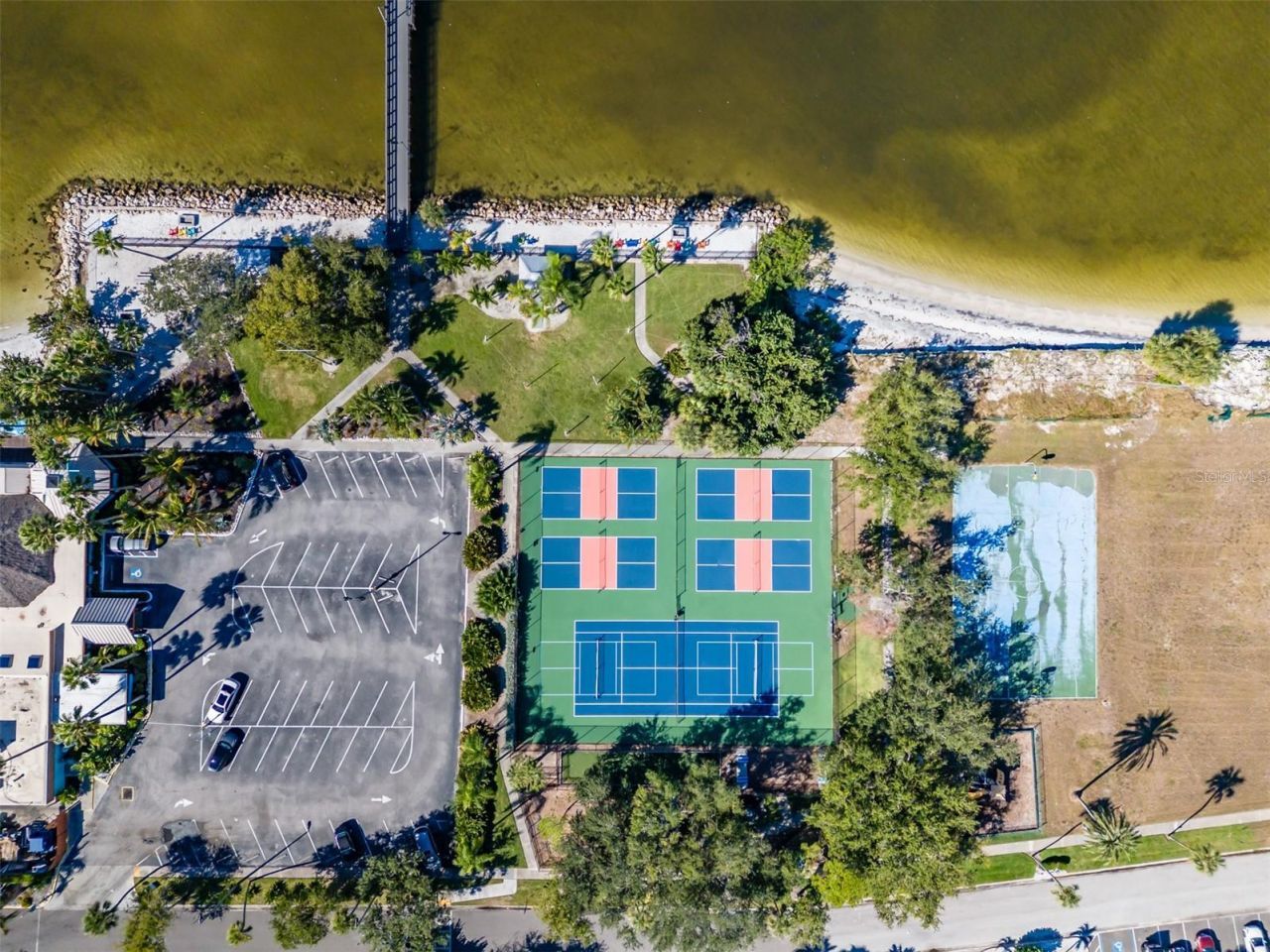547 Bahia Beach Boulevard, Ruskin, FL 33570 Photo