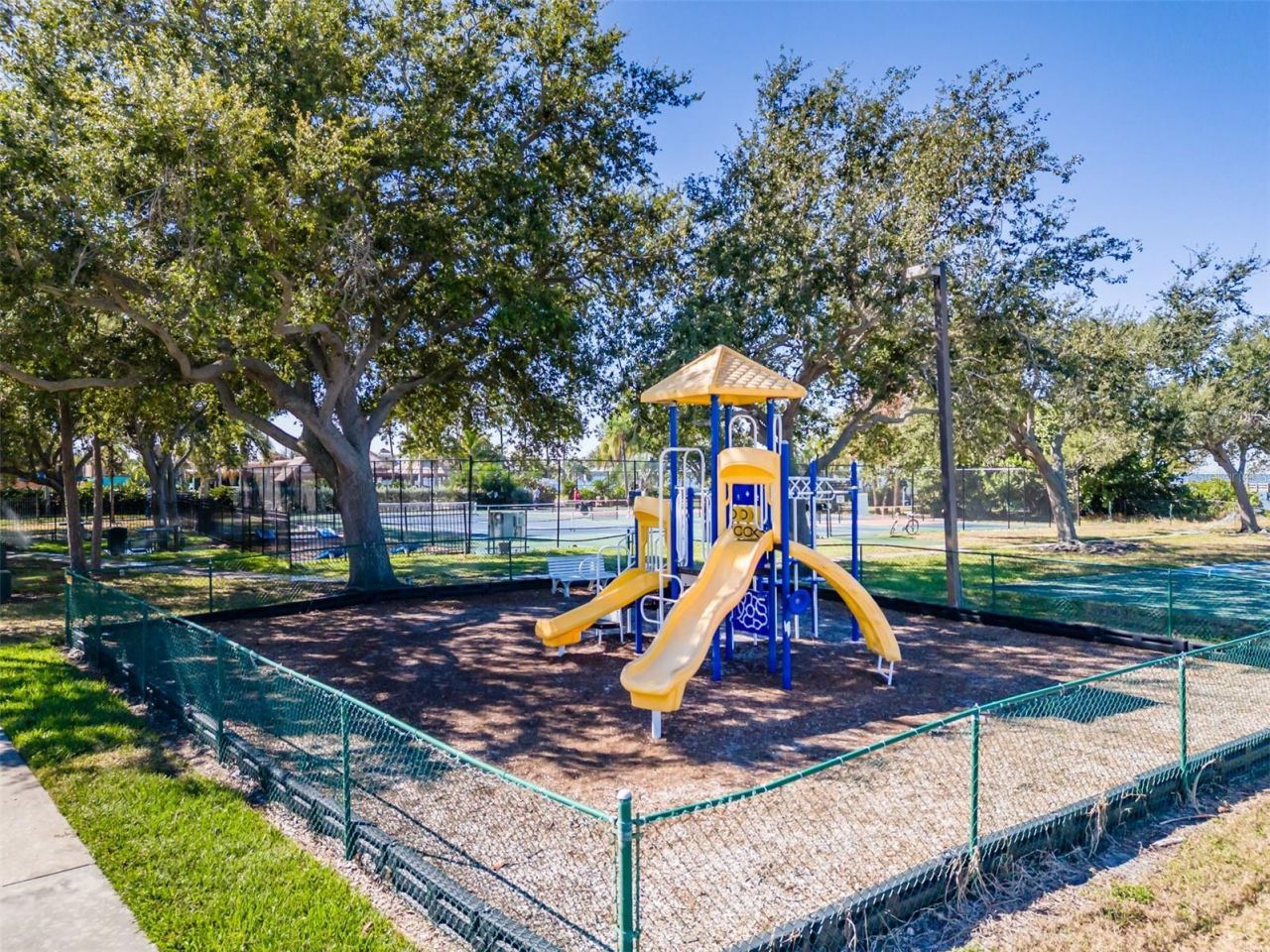 547 Bahia Beach Boulevard, Ruskin, FL 33570 Photo