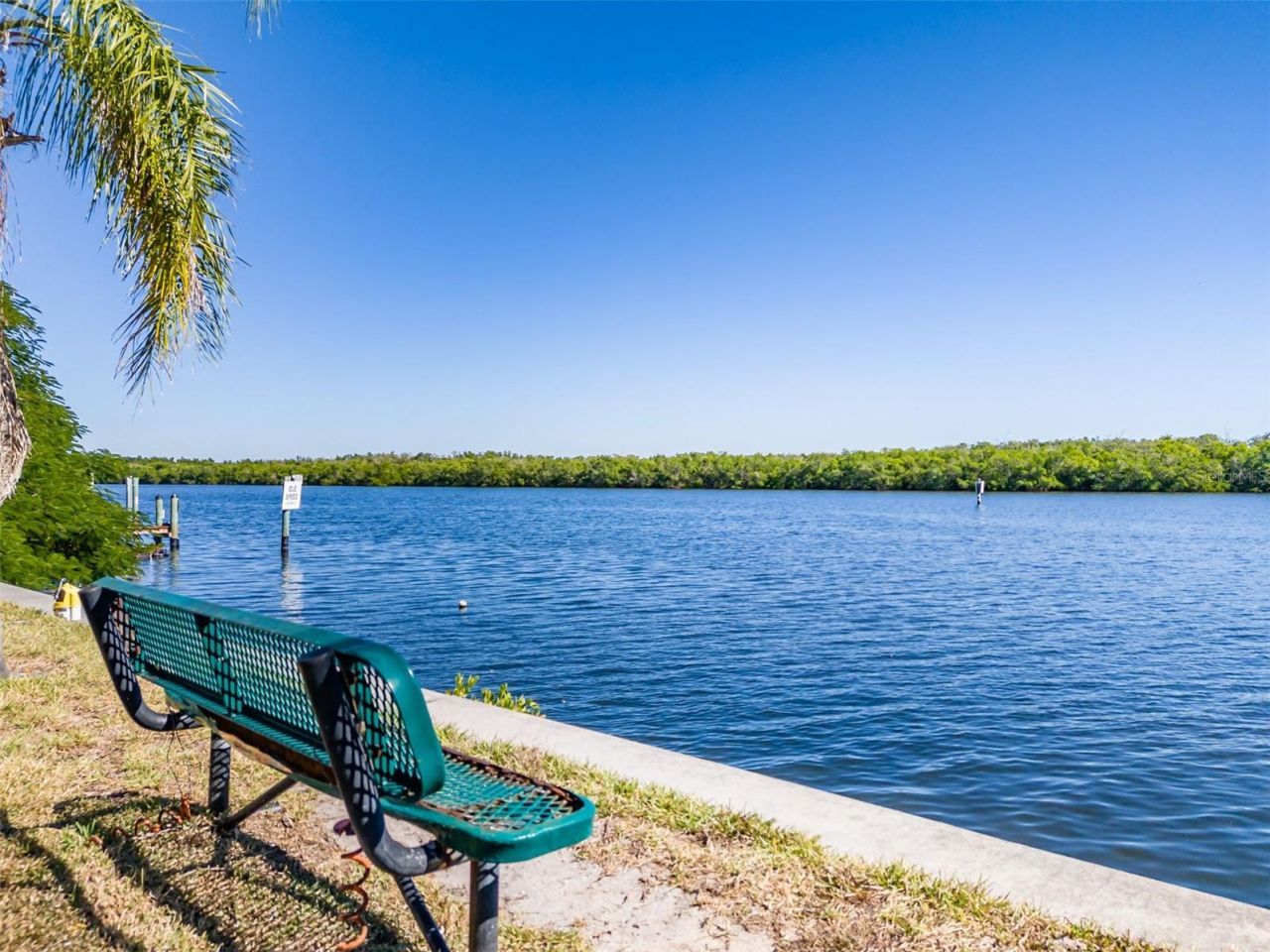 547 Bahia Beach Boulevard, Ruskin, FL 33570 Photo