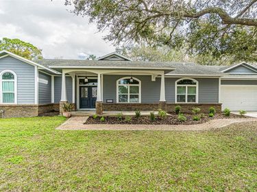 12211 COUNT PLACE , THONOTOSASSA, FL 33592
