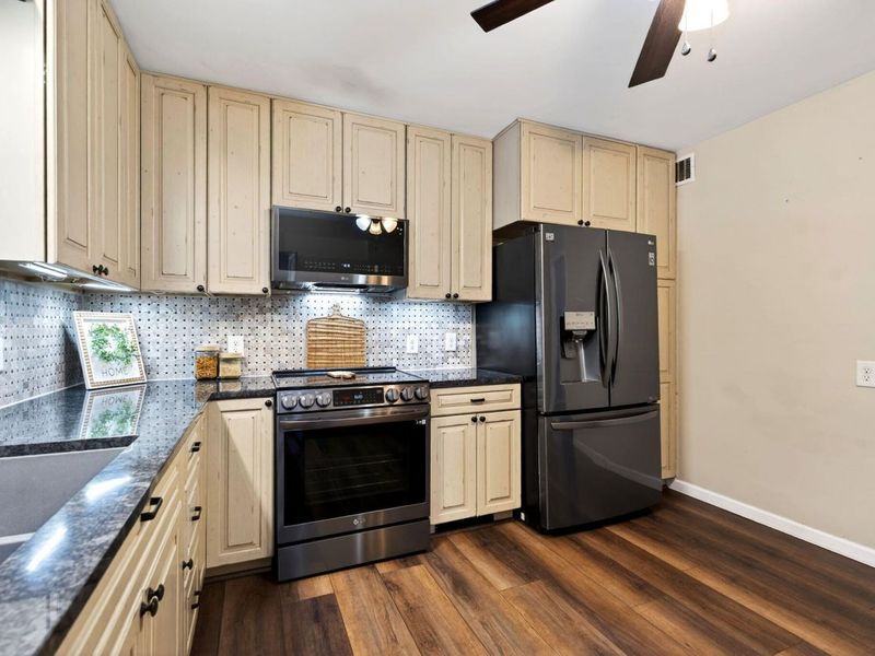 206 S Tecumseh Road, Springfield, OH 45506 Photo 10