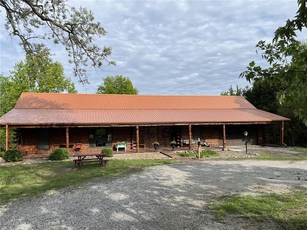 220 N Elm Street, Stanberry, MO 64489