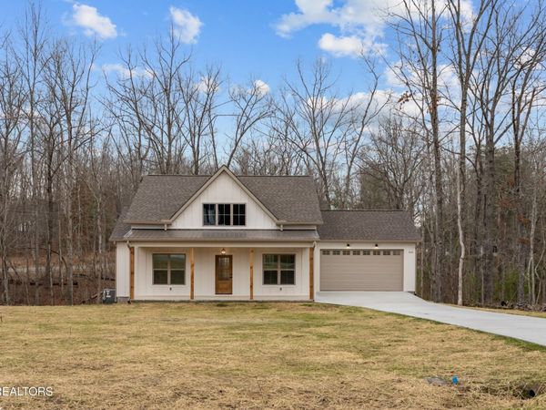 7058 Topez Drive , Crossville, TN 38572