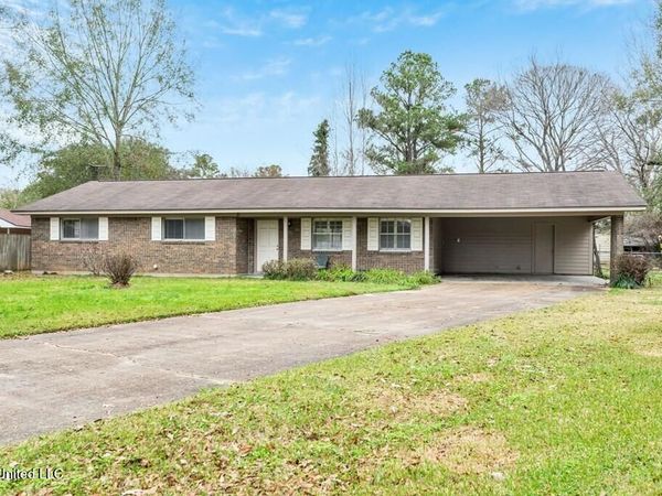 3 Byrd Court, Natchez, MS 39120