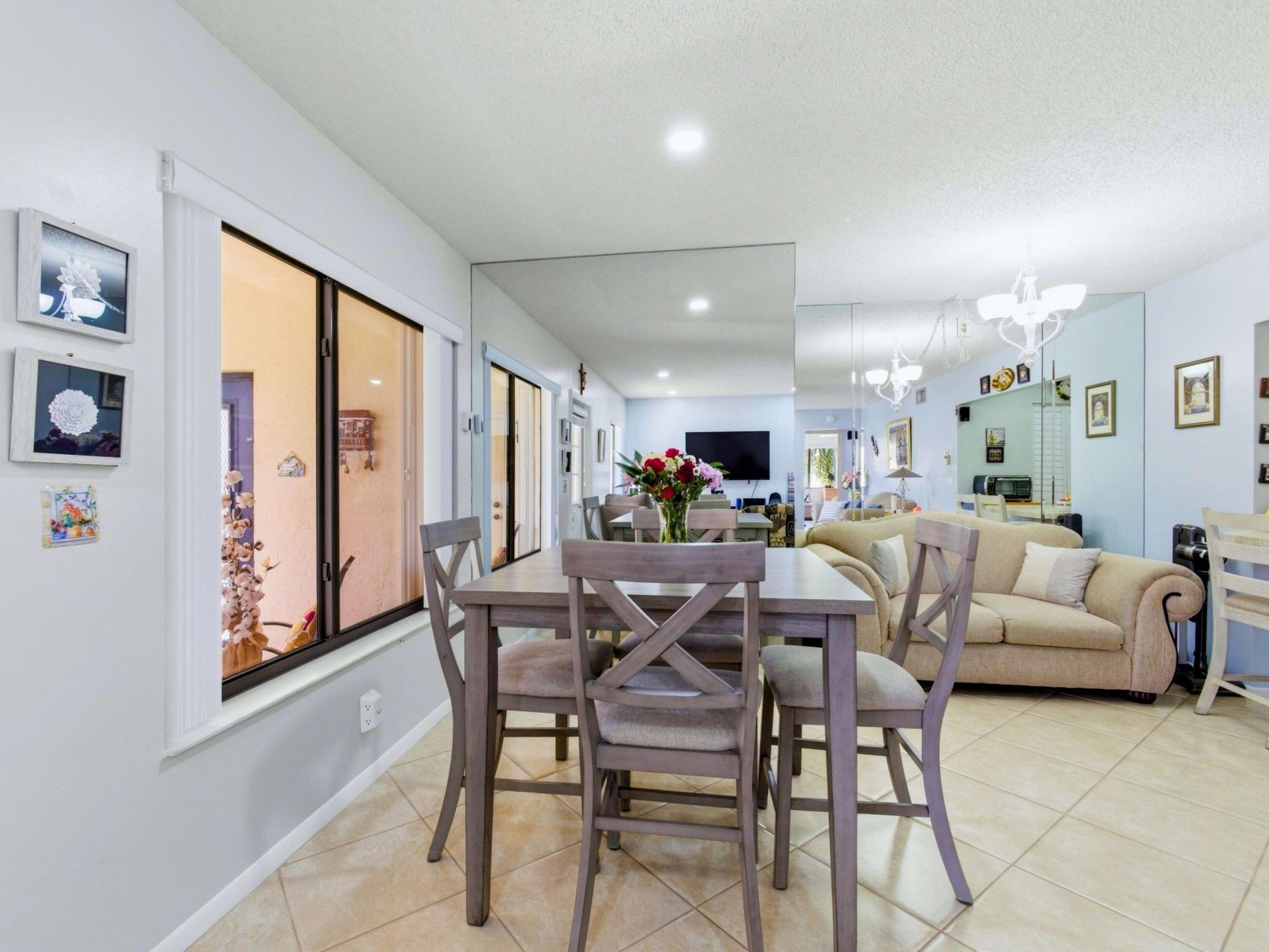 331 Knotty Pine Circle, Unit D-2, Greenacres, FL 33463 Photo