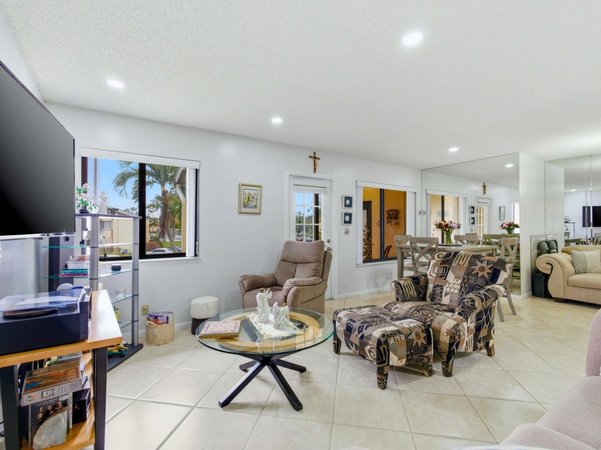 331 Knotty Pine Circle, Unit D-2, Greenacres, FL 33463 Photo
