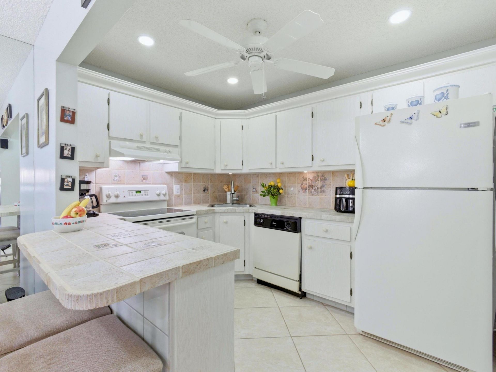 331 Knotty Pine Circle, Unit D-2, Greenacres, FL 33463 Photo