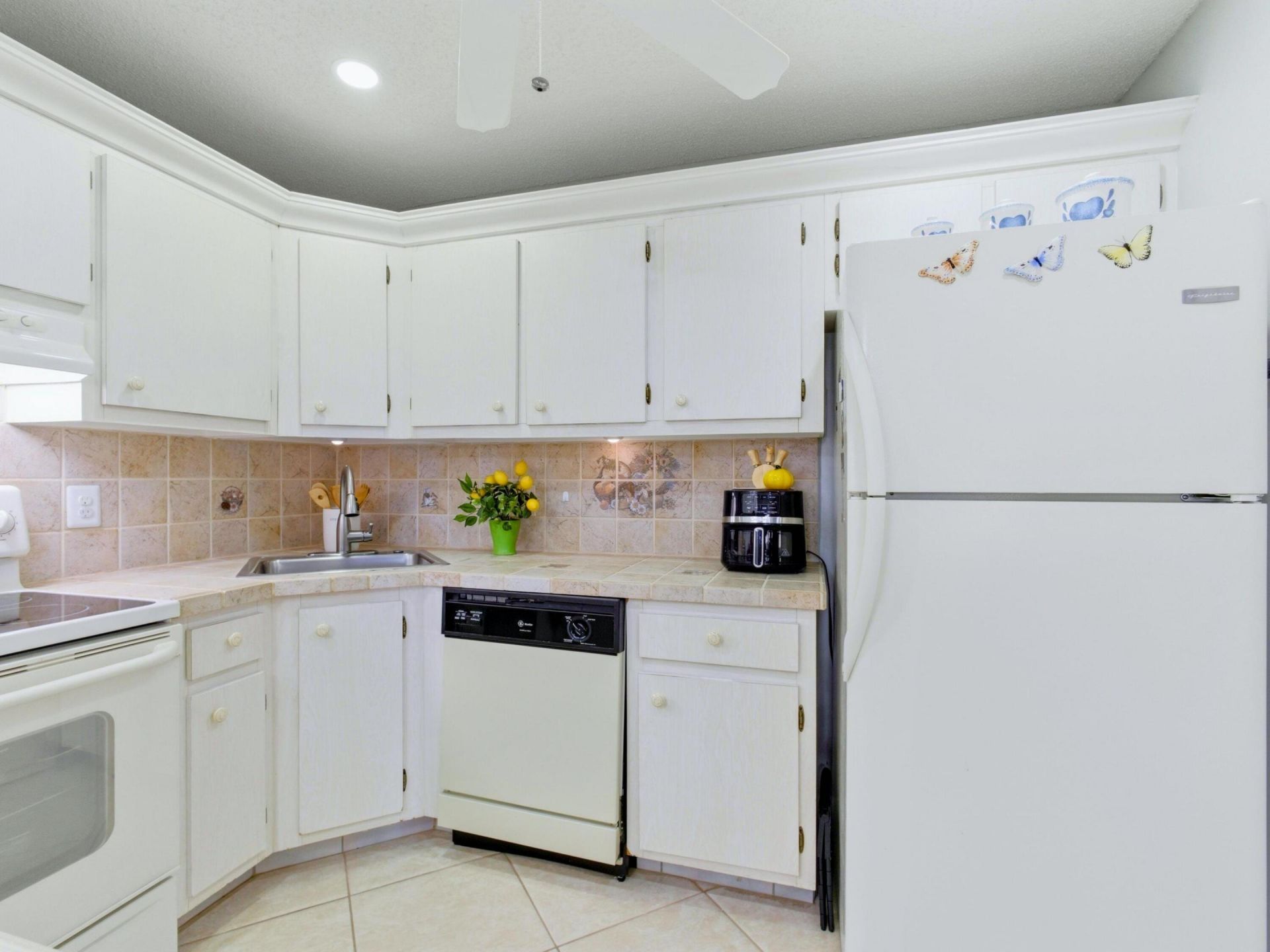 331 Knotty Pine Circle, Unit D-2, Greenacres, FL 33463 Photo