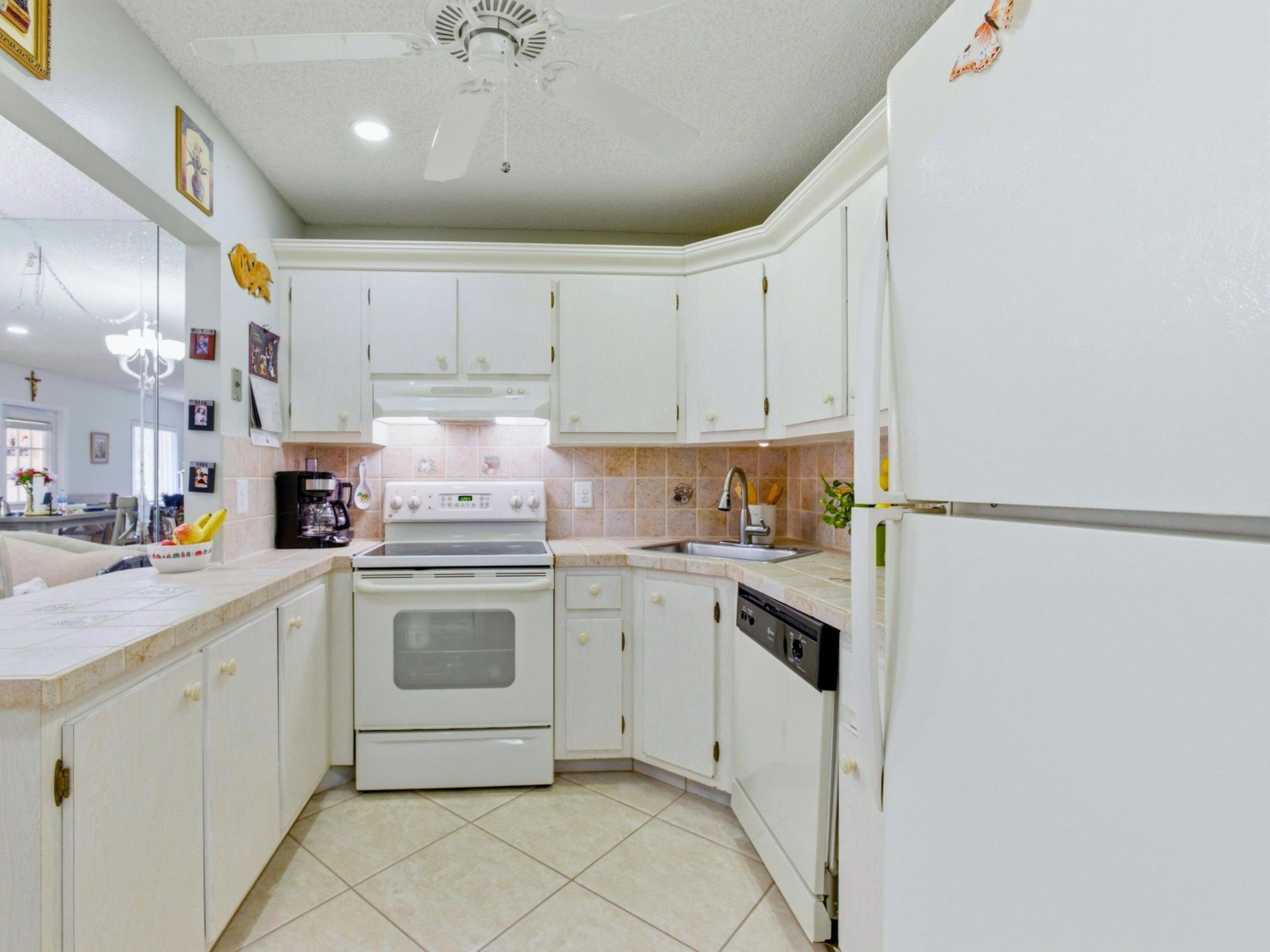 331 Knotty Pine Circle, Unit D-2, Greenacres, FL 33463 Photo