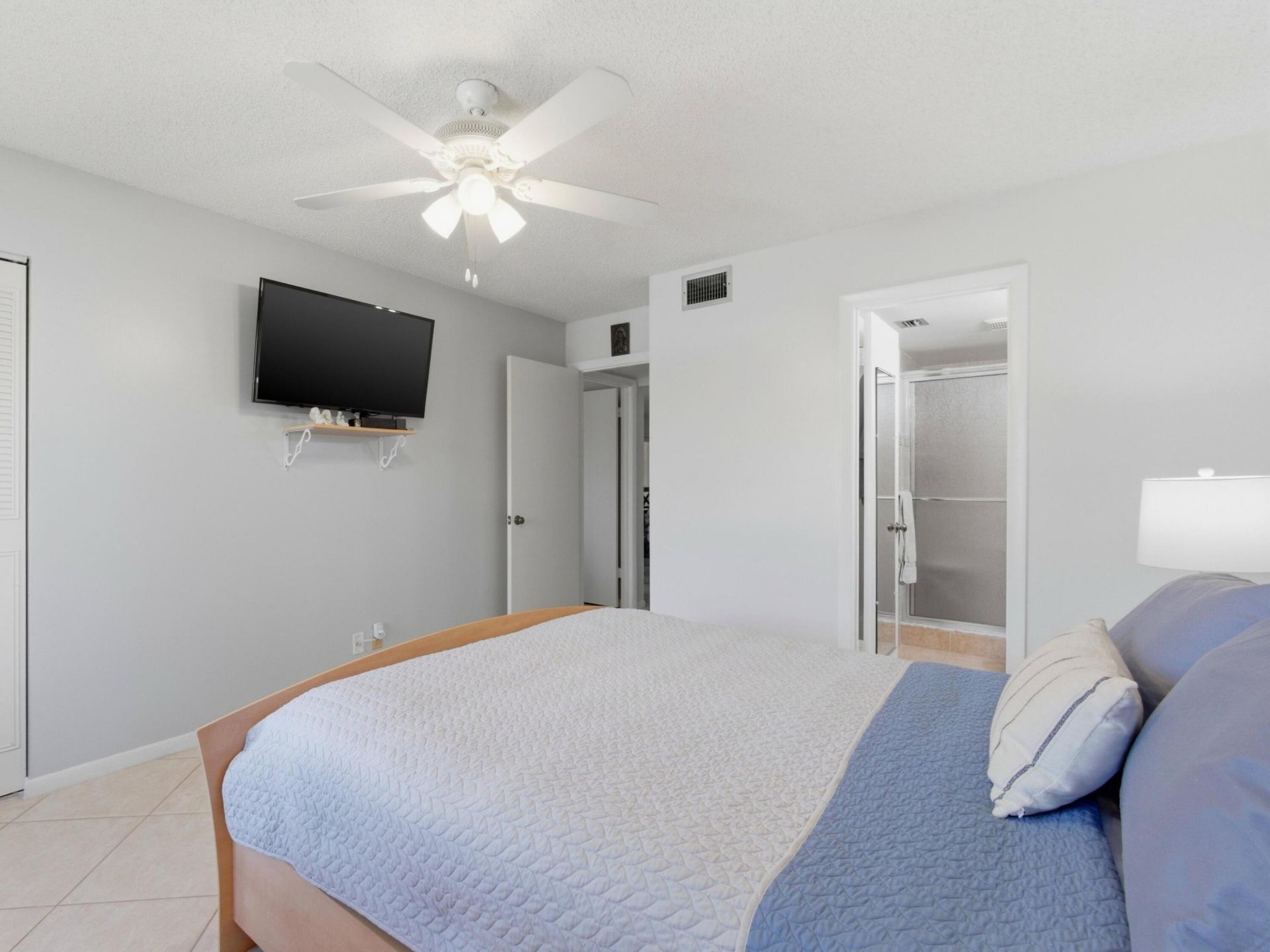 331 Knotty Pine Circle, Unit D-2, Greenacres, FL 33463 Photo