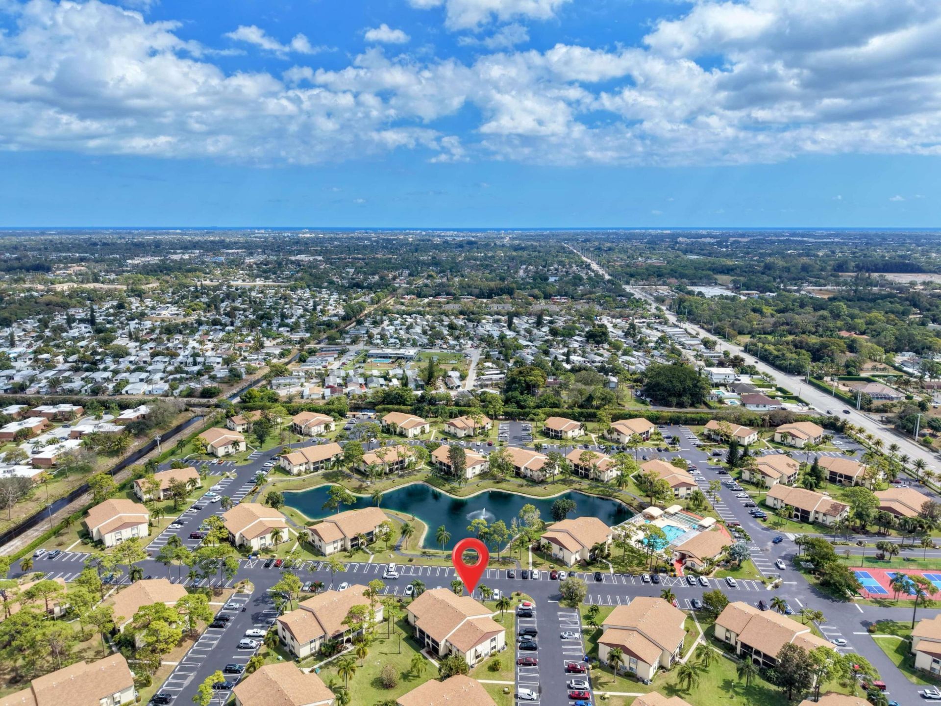 331 Knotty Pine Circle, Unit D-2, Greenacres, FL 33463 Photo
