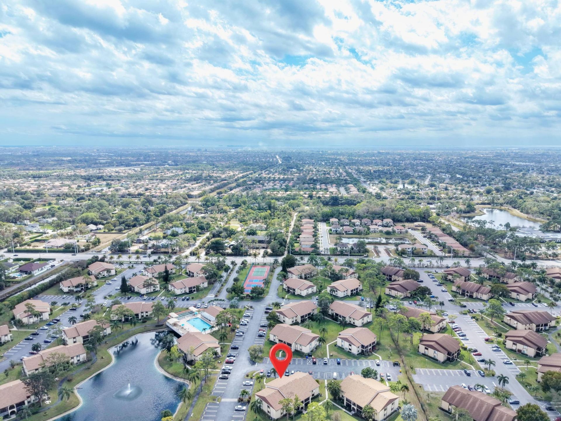 331 Knotty Pine Circle, Unit D-2, Greenacres, FL 33463 Photo
