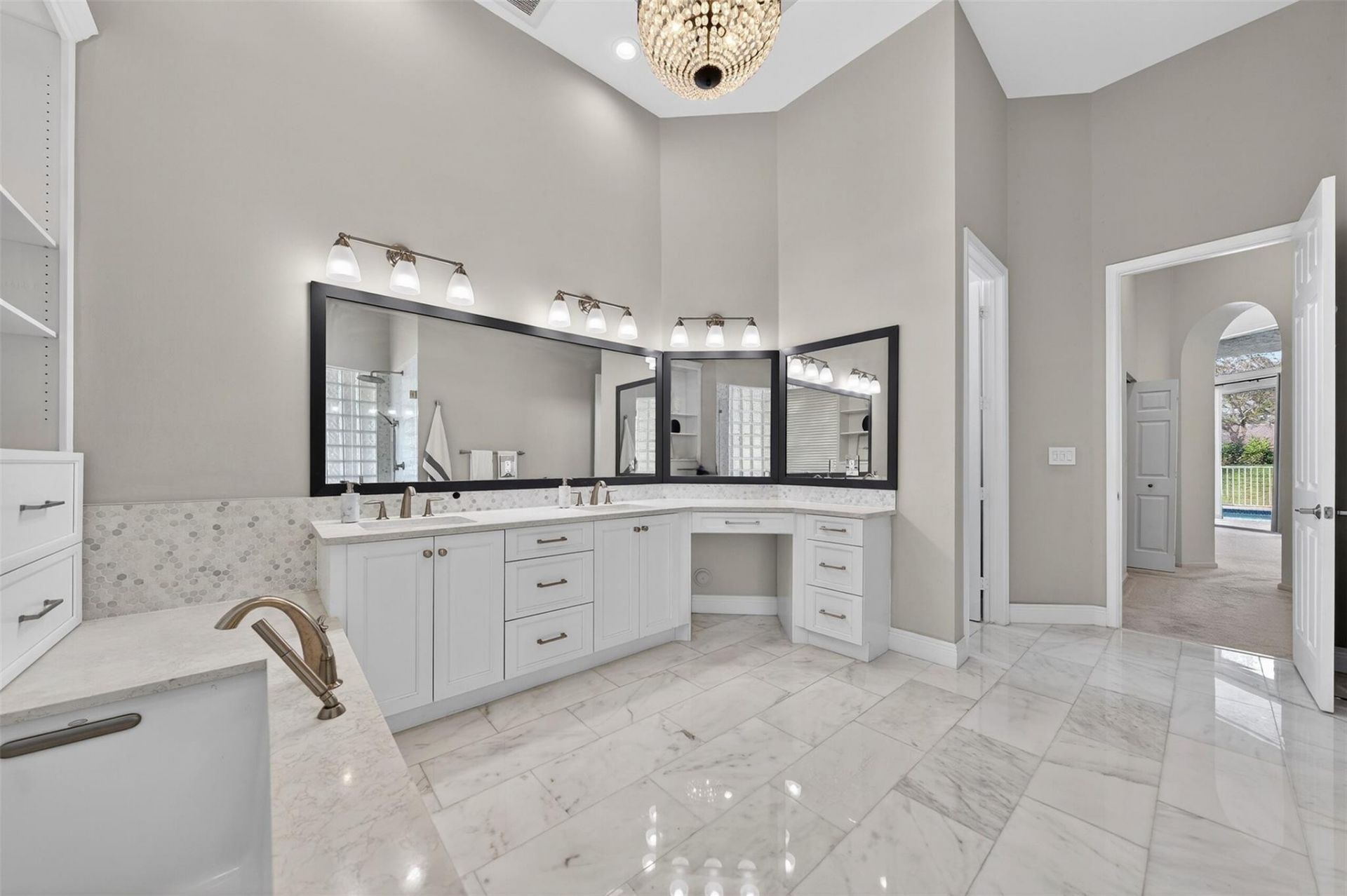 6897 NW 107th Terrace, Parkland, FL 33076 Photo