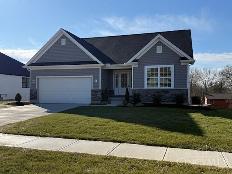 1325 Peregrine Way, Hamilton, OH 45013 Photo 1