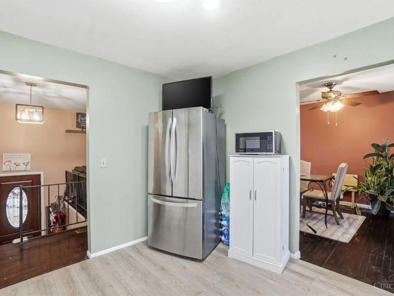 564 Waycross Road, Forest Park, OH 45240 Photo 19