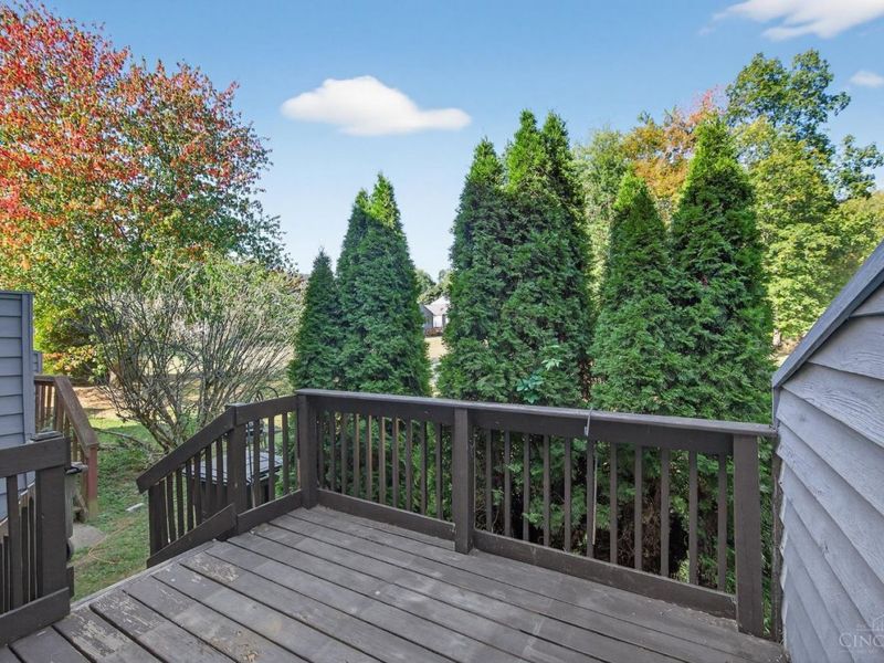 1079 Kensington Lane, Union Twp, OH 45245 Photo 4