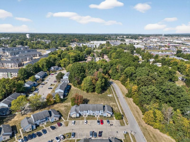 1079 Kensington Lane, Union Twp, OH 45245 Photo 9