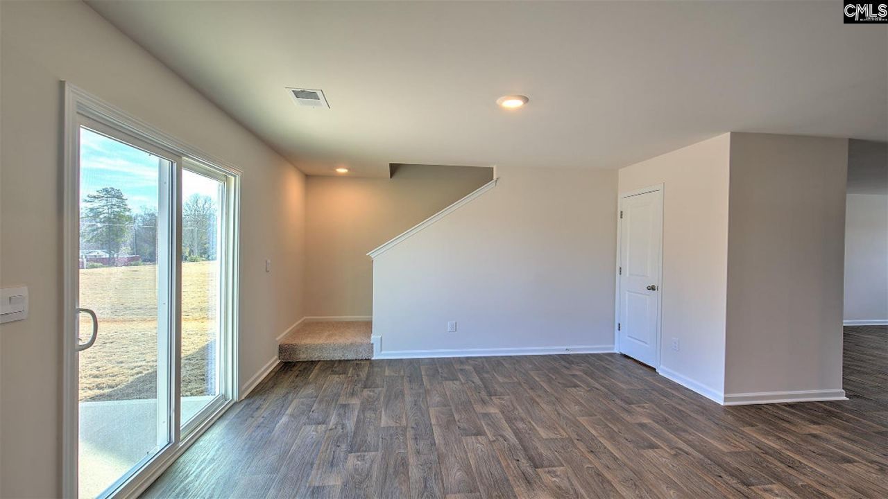 1017 Grand Oaks Drive Photo 11