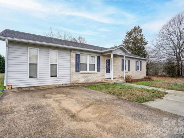 113 Hicks Road , Grover, NC 28073