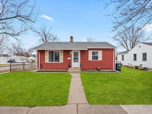 1103 Easton Avenue, Waterloo, IA 50702