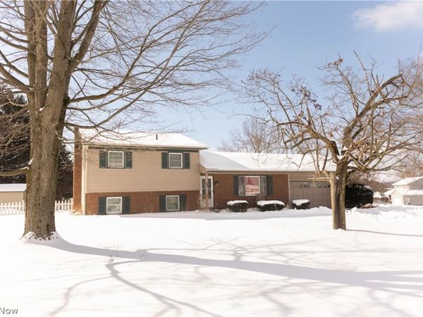 700 Denshire Drive NW, Canal Fulton, OH 44614