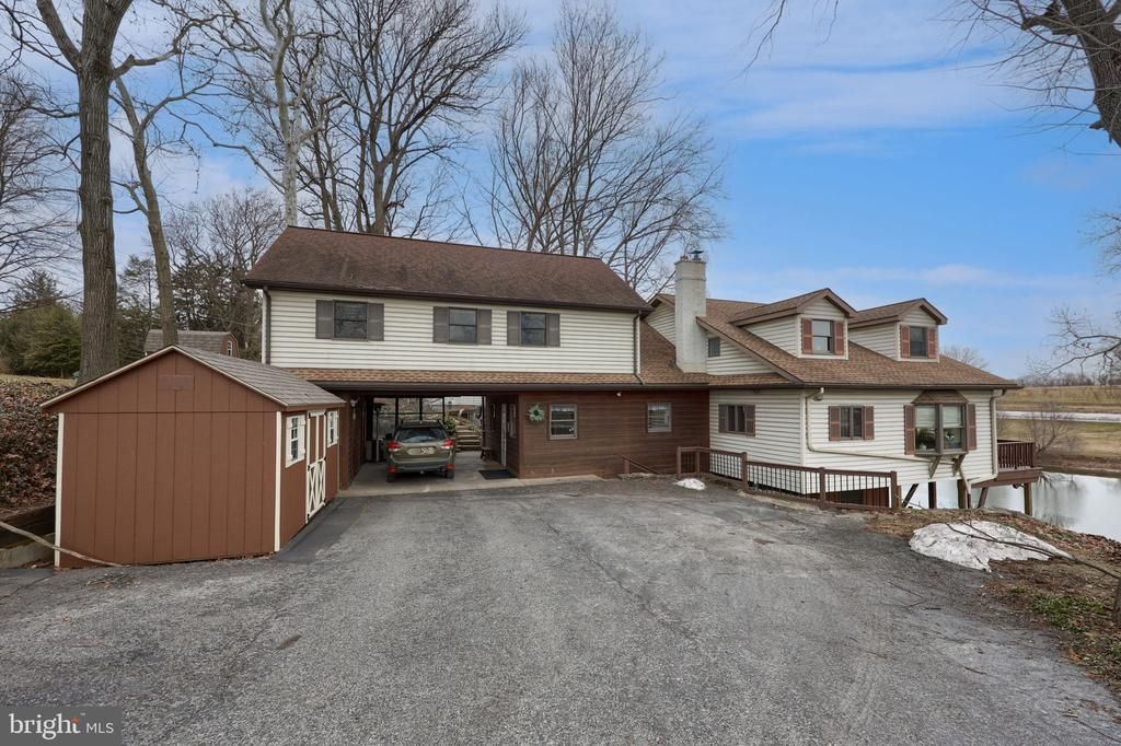 291 BUSHONG ROAD , LEOLA, PA 17540