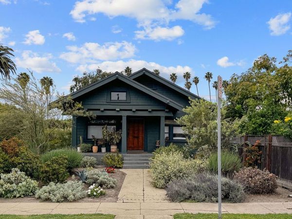 3489 2nd Avenue, Los Angeles, CA 90018