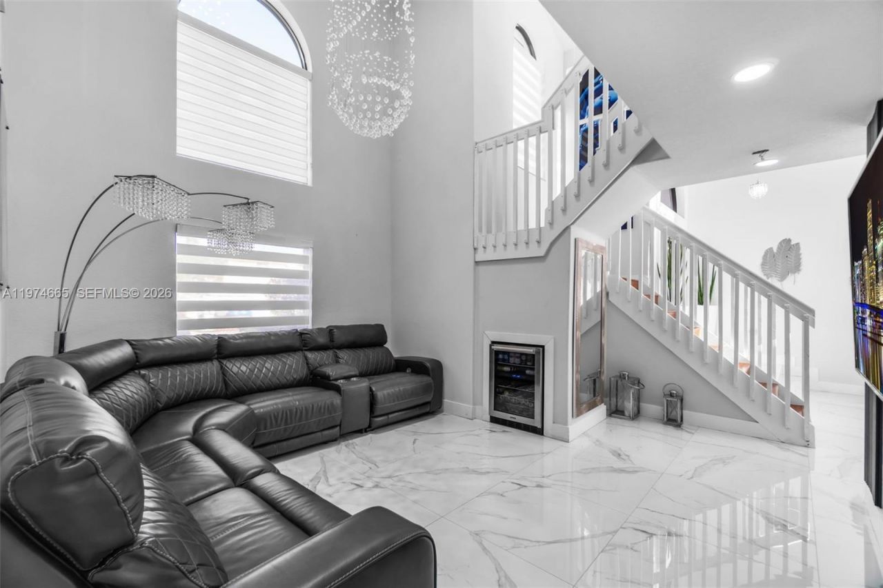 4342 SW 159th Path , Miami, FL 33185 Photo