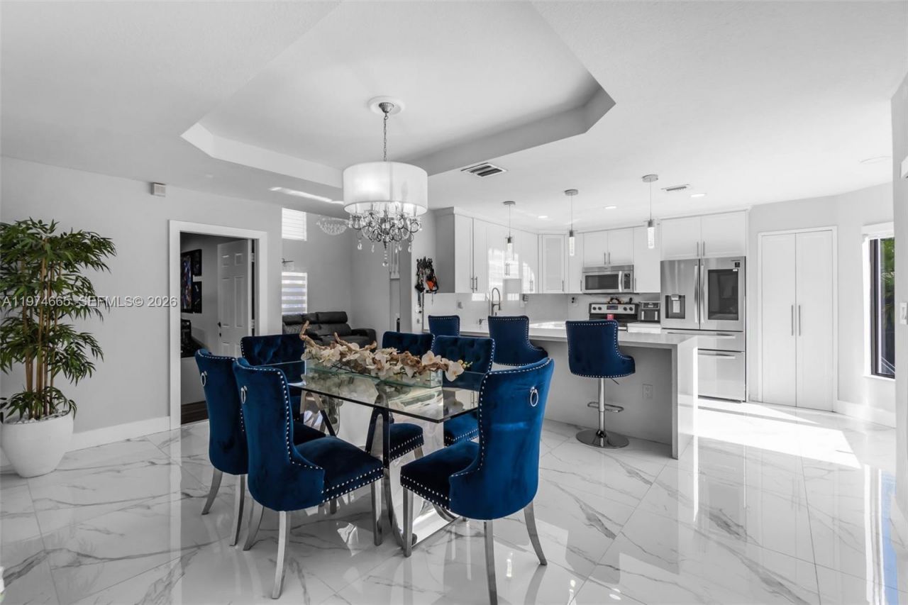 4342 SW 159th Path , Miami, FL 33185 Photo