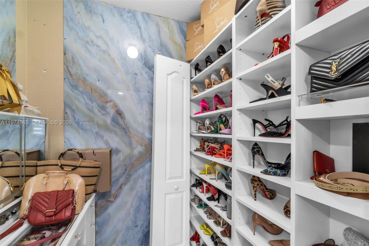 4342 SW 159th Path , Miami, FL 33185 Photo