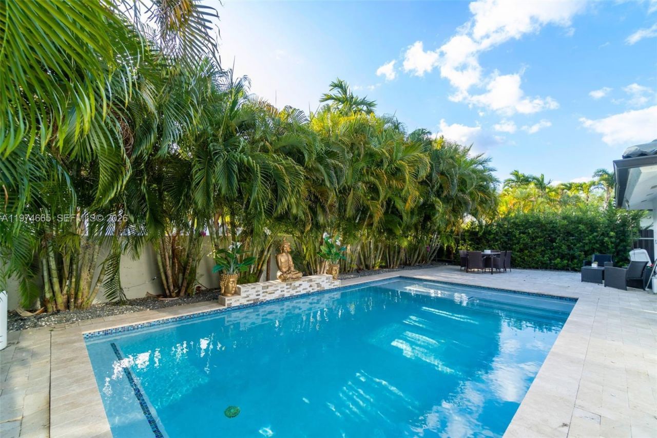 4342 SW 159th Path , Miami, FL 33185 Photo