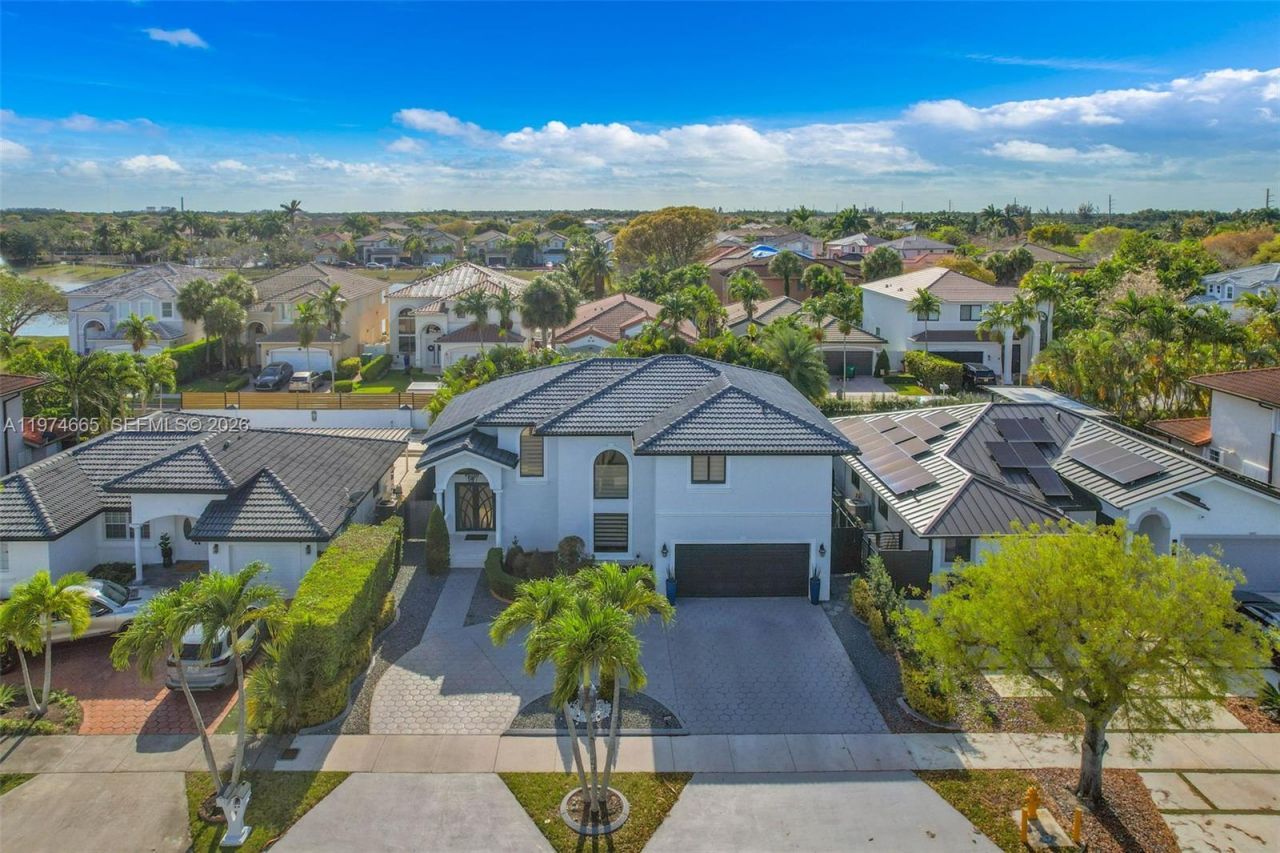 4342 SW 159th Path , Miami, FL 33185 Photo