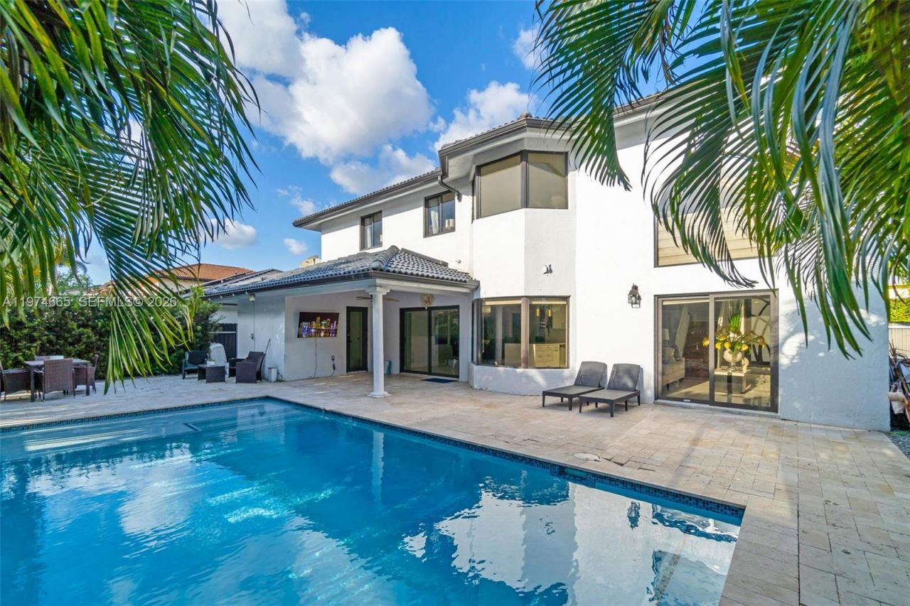 4342 SW 159th Path , Miami, FL 33185 Photo