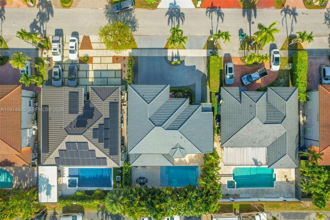 4342 SW 159th Path , Miami, FL 33185 Photo