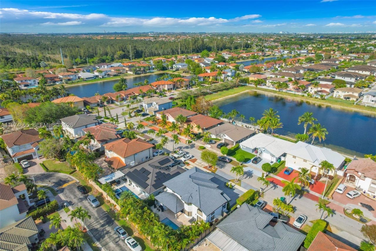 4342 SW 159th Path , Miami, FL 33185 Photo