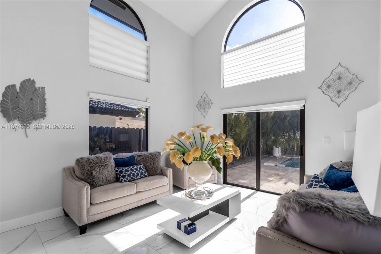 4342 SW 159th Path , Miami, FL 33185 Photo