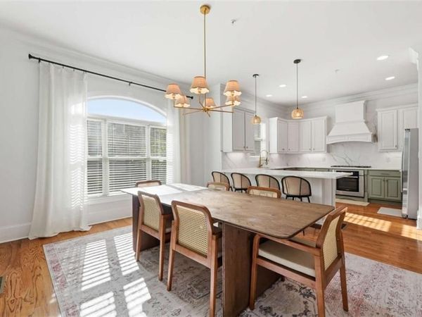 934 Delaronde Court, Atlanta, GA 30328