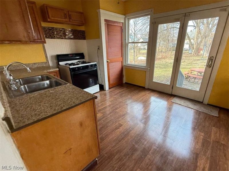 2329 Winfield Way NE, Canton, OH 44705 Photo 13